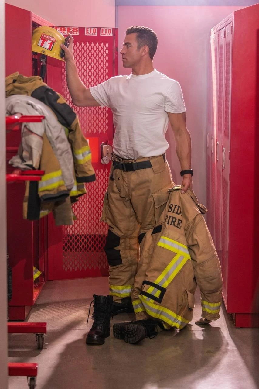 5.11 Tactical Men's Loose Fit Crew Shirt - Image 3