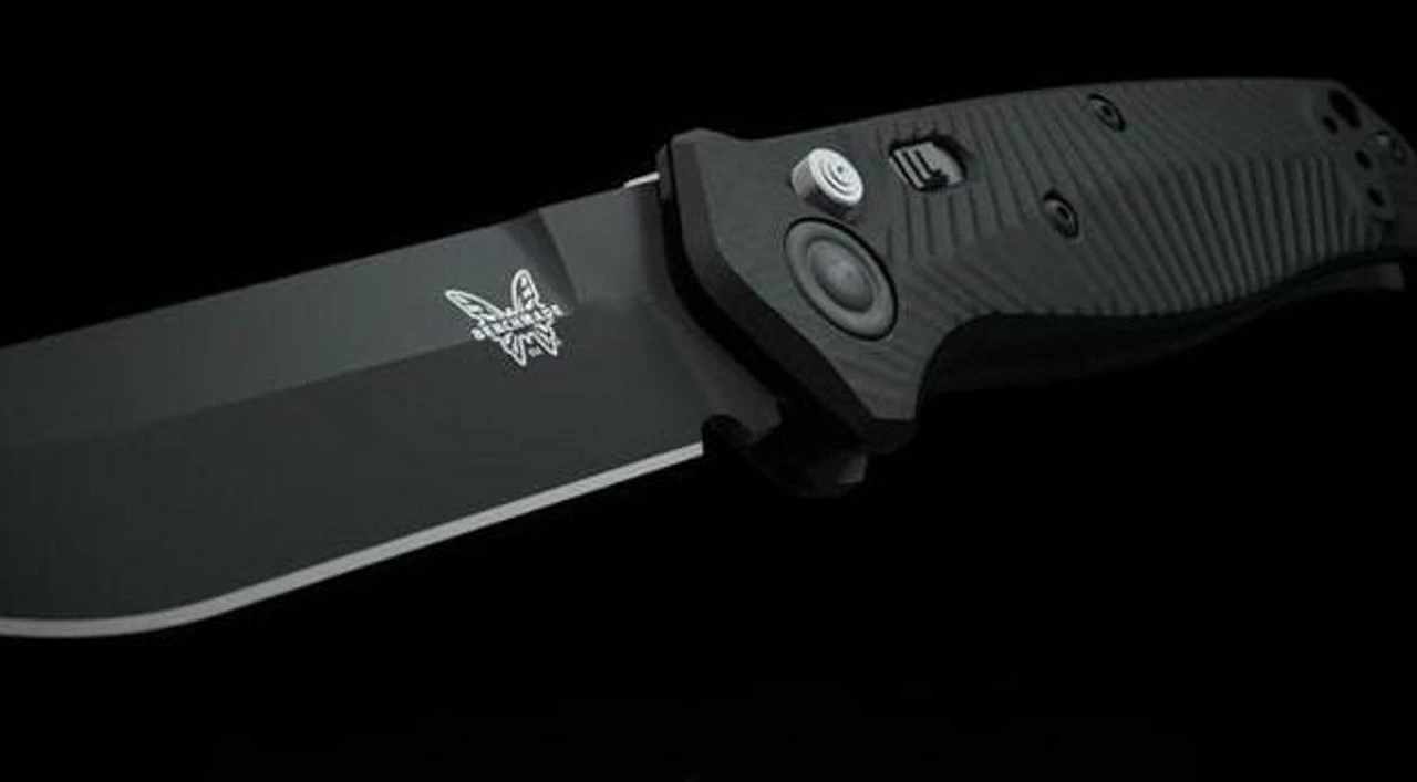 Benchmade Push Button Automatic Reverse Tanto Mediator Knife 8551BK - Image 7