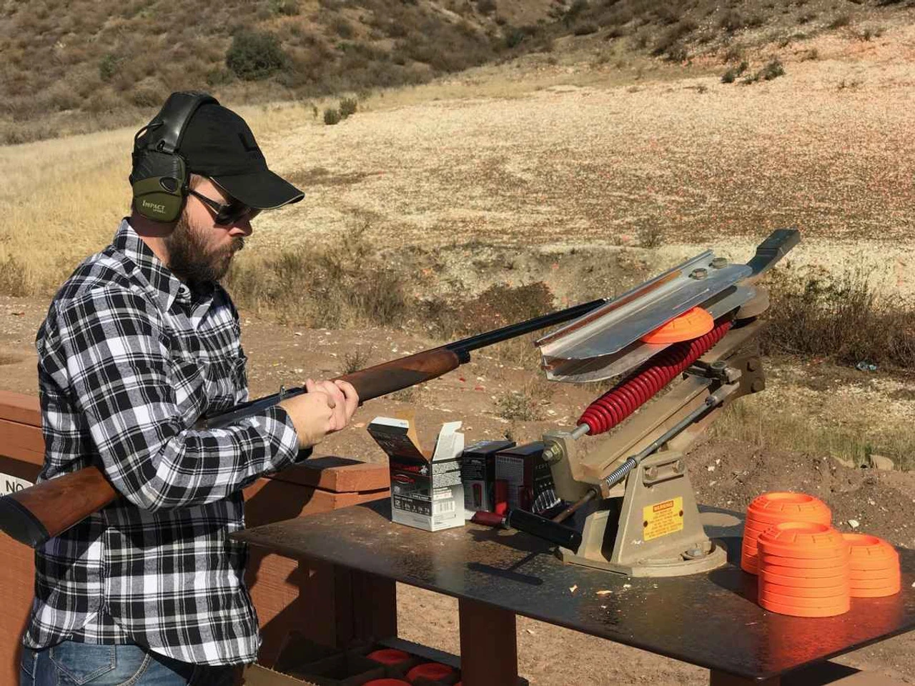 Howard Leight Impact Sport Electronic Earmuff - Image 5