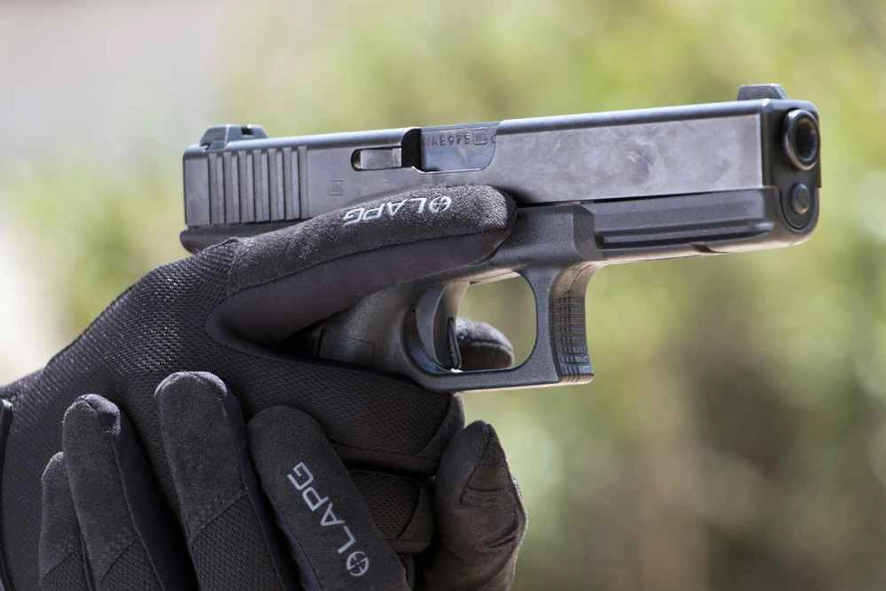 LA Police Gear Core Shooting Glove - Image 7