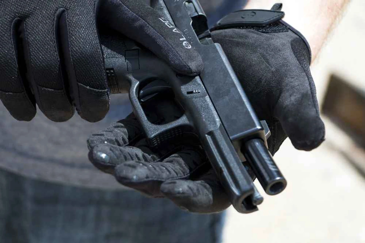 LA Police Gear Core Shooting Glove - Image 6