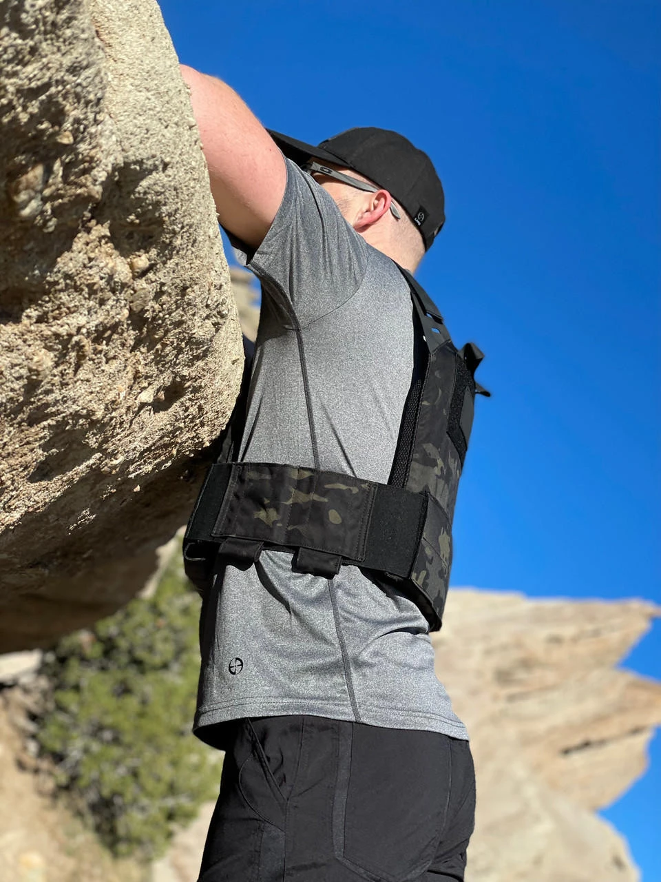 LA Police Gear Relaxed Fit Workout Shirt - Image 3