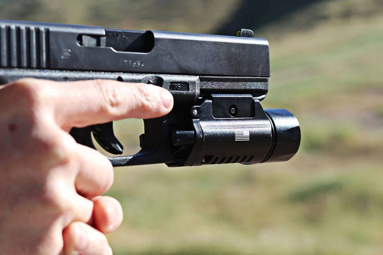 LA Police Gear SlideRail XWL Tactical Strobe WeaponLight - Image 9