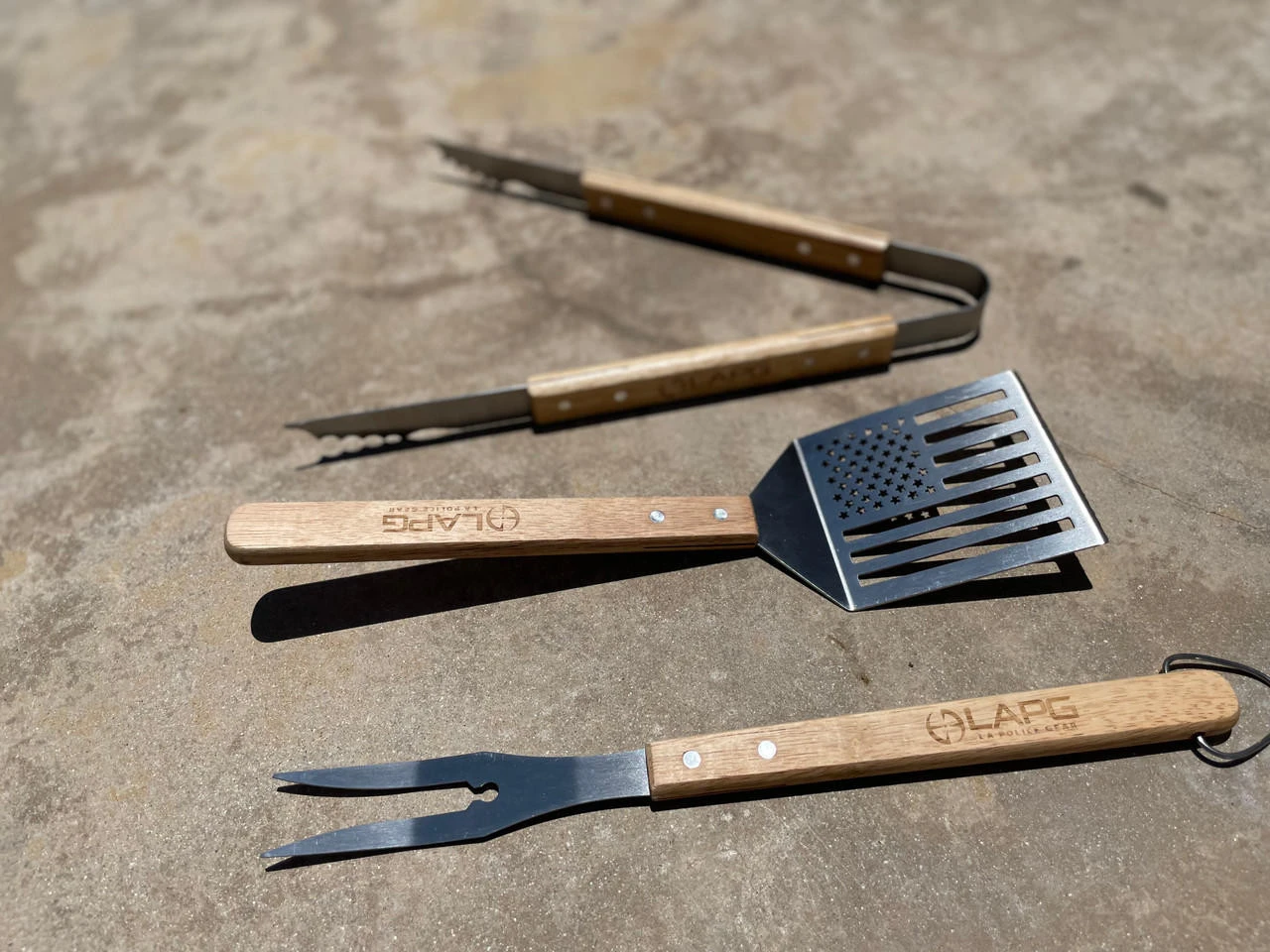 LA Police Gear Tactical BBQ Apron & Tool Kit - Image 4