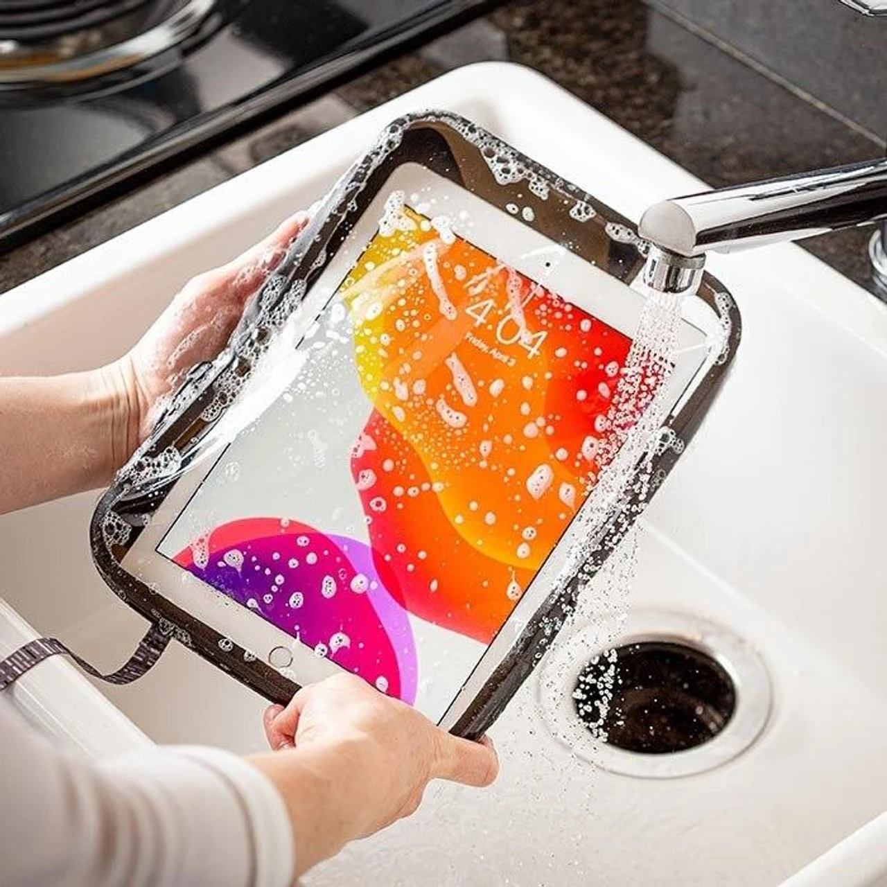 Nite Ize Waterproof Tablet Case - Image 3
