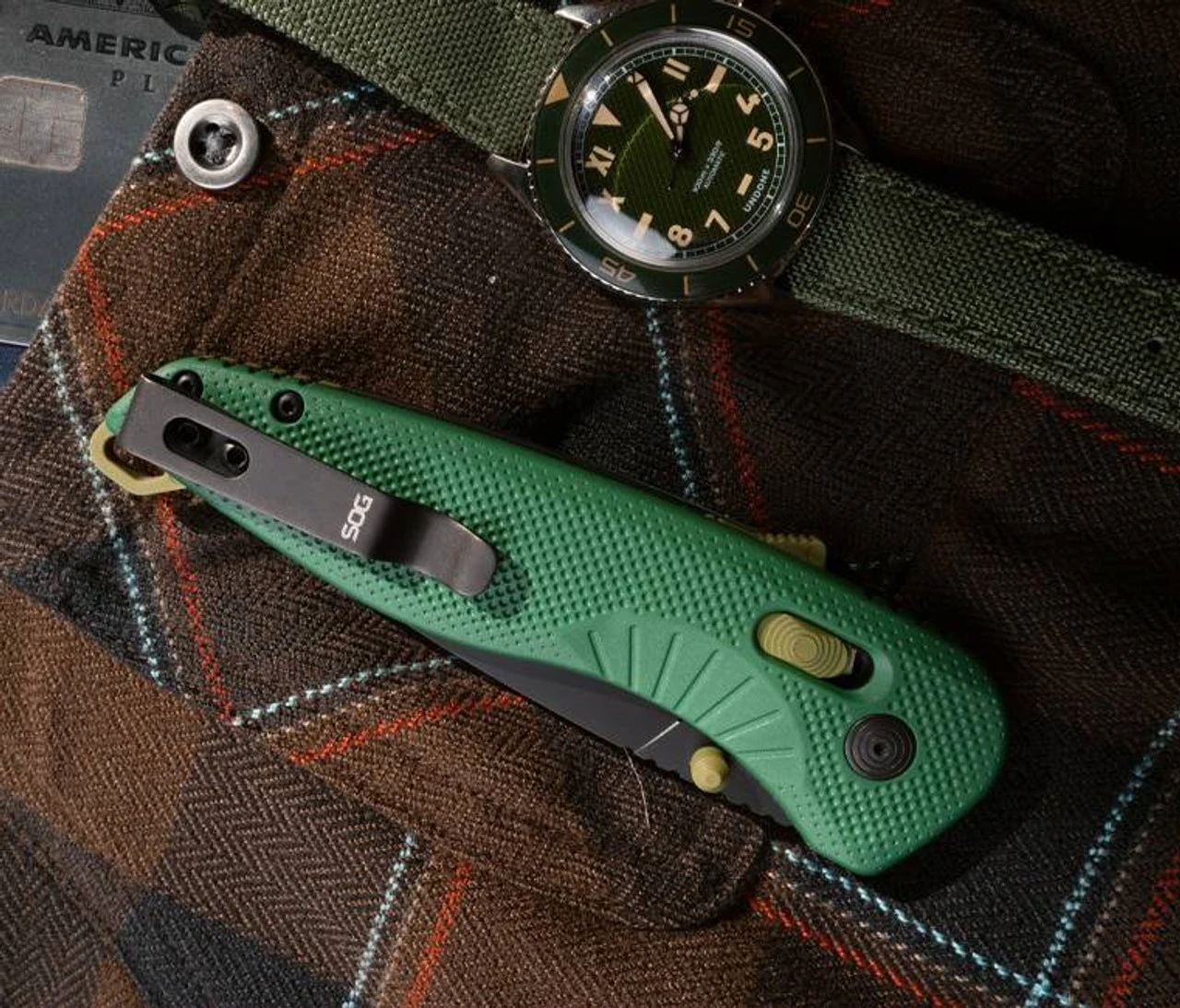 SOG Aegis AT Forest & Moss Folding Knife - Image 7