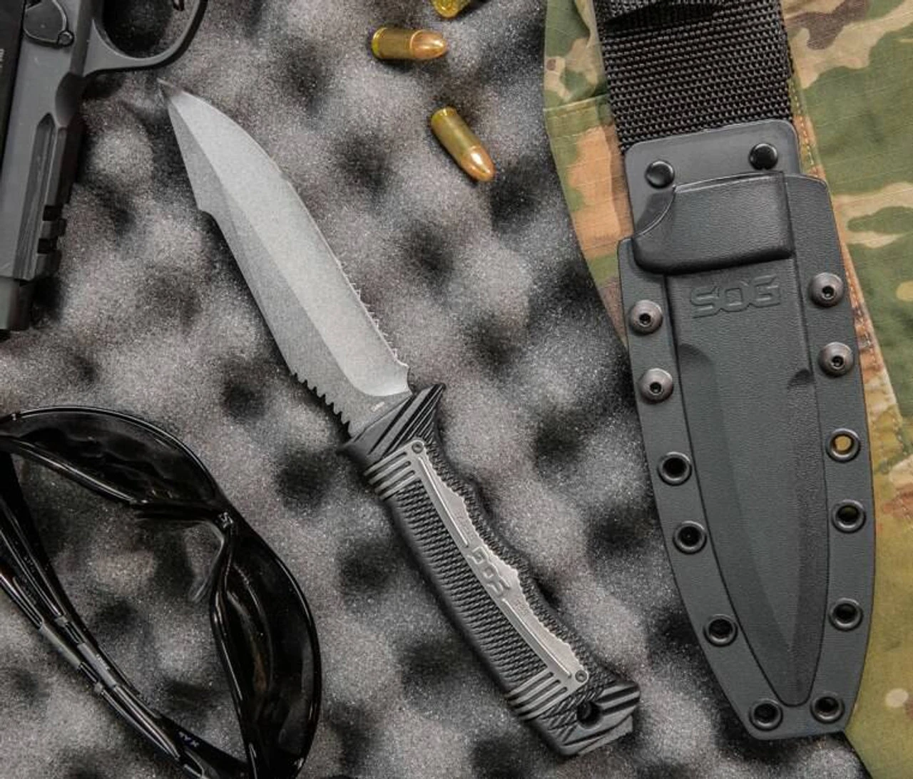 SOG SEAL Strike Powder Coat Fixed Blade Knife With Molded Sheath - Image 12