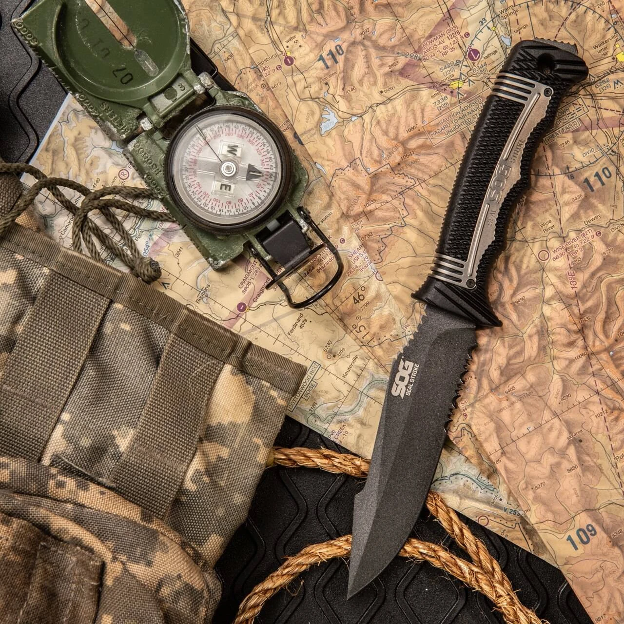 SOG SEAL Strike Powder Coat Fixed Blade Knife With Molded Sheath - Image 13